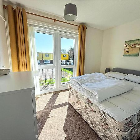 Lovely 4 Berth Chalet To Hire In Hemsby Nearby The Beach Ref 18177B Exteriér fotografie