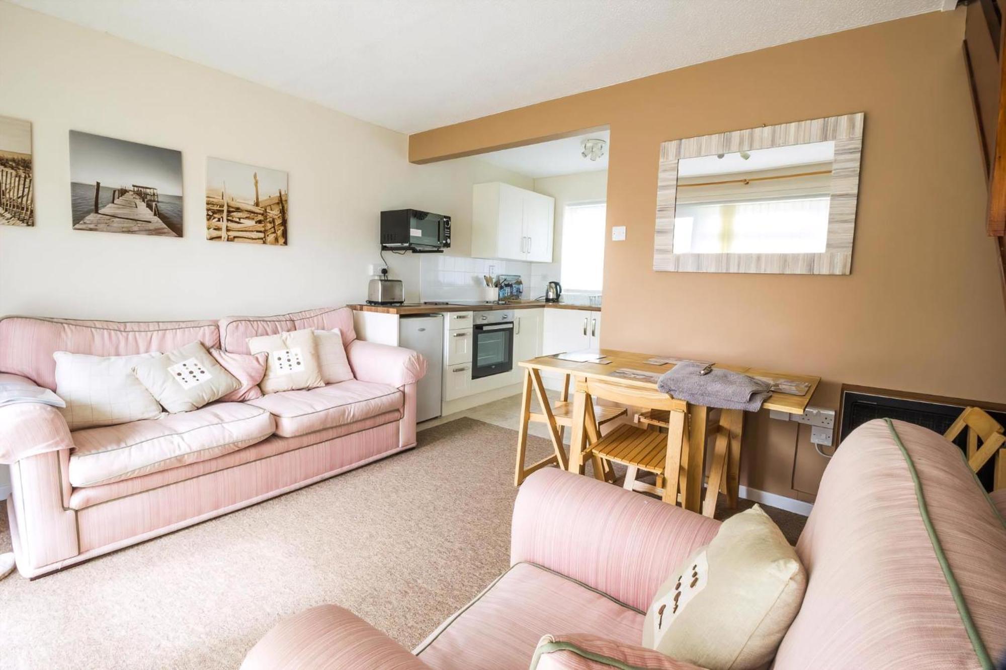 Lovely 4 Berth Chalet To Hire In Hemsby Nearby The Beach Ref 18177B Exteriér fotografie