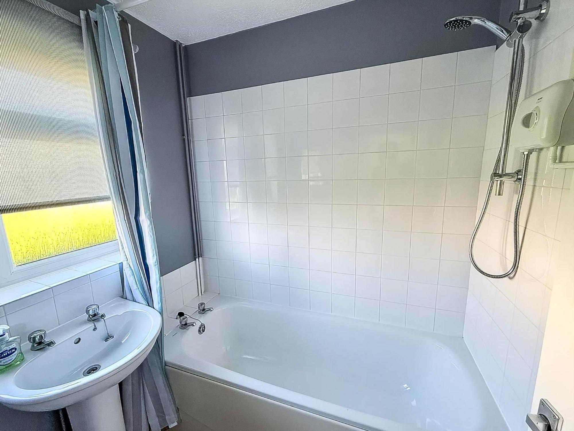 Lovely 4 Berth Chalet To Hire In Hemsby Nearby The Beach Ref 18177B Exteriér fotografie