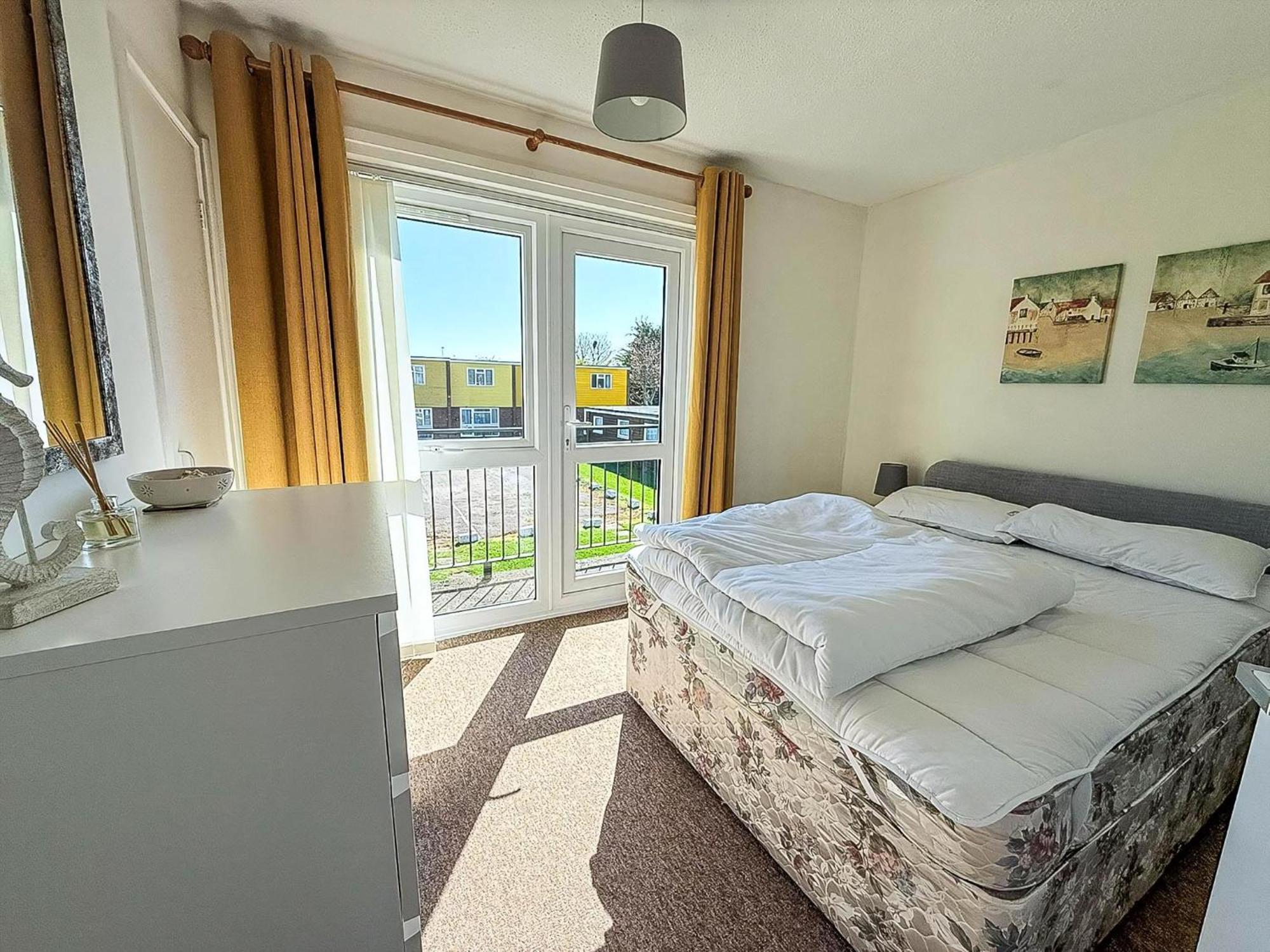 Lovely 4 Berth Chalet To Hire In Hemsby Nearby The Beach Ref 18177B Exteriér fotografie